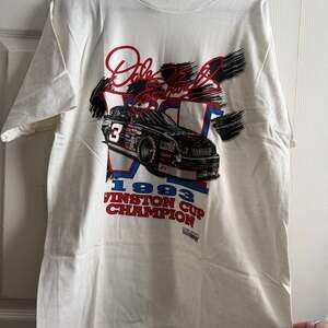 Vintage 1993 Winston Cup Champion Dale Earnhardt T-Shirt